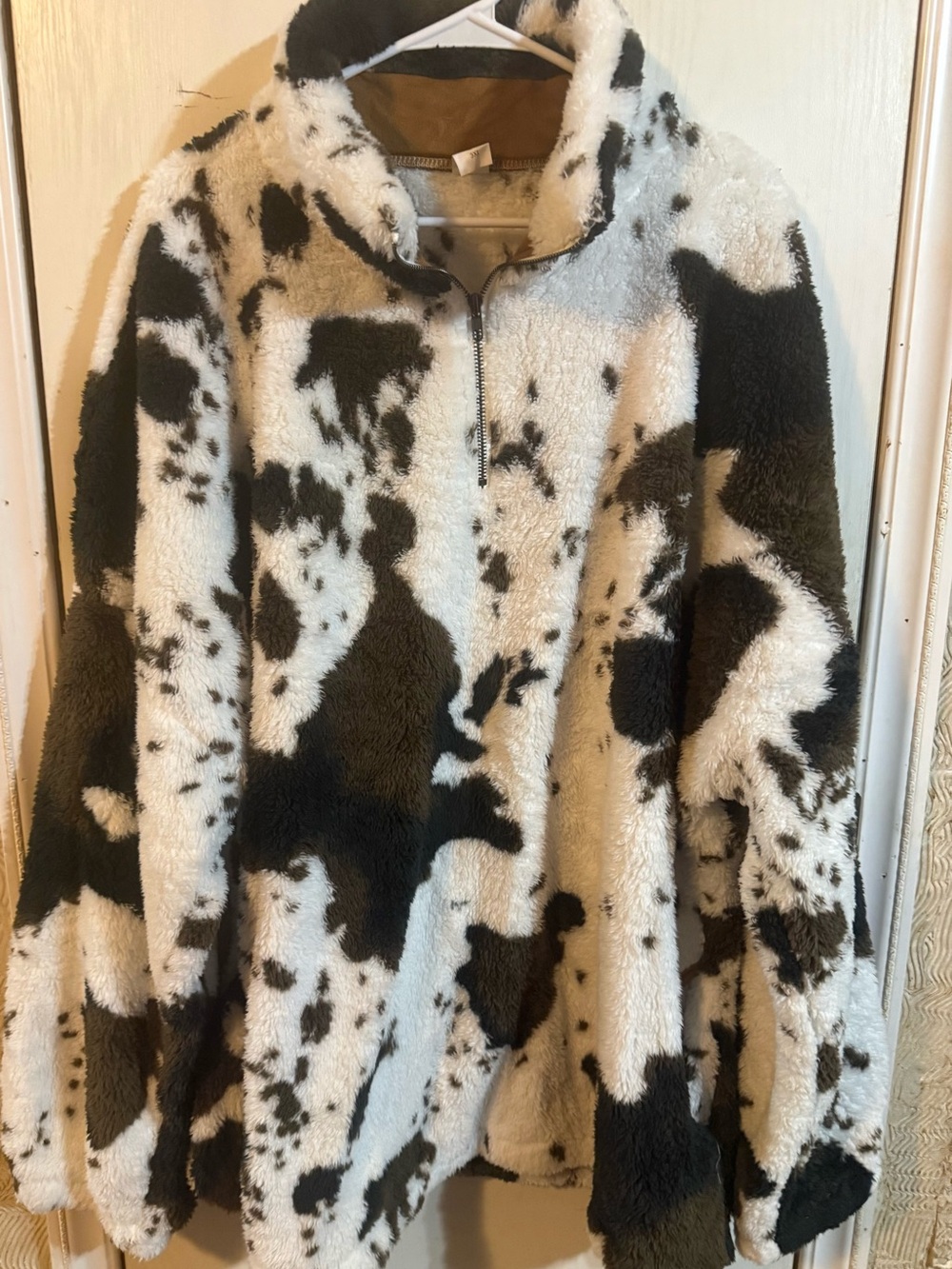 Cozy Cow-Print Faux Fur Half-Zip Pullover - Black & White